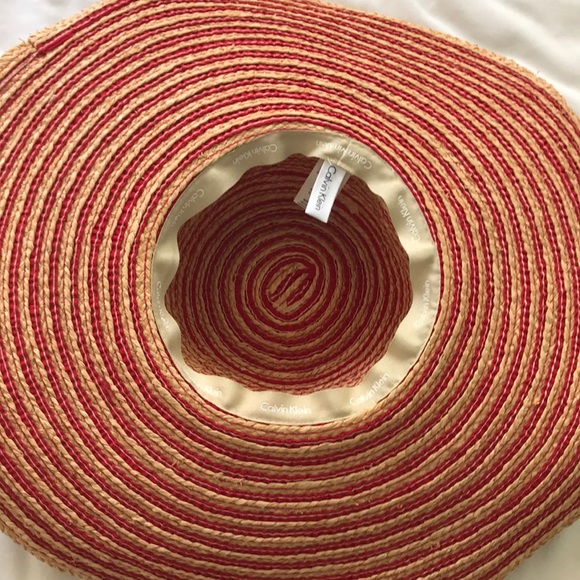 Calvin Klein Floppy Hat - Picture 4 of 5